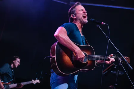 Making memories on Maui: Charles Esten of ʻNashville’ and ʻOuter Banks’ can’t wait to come back